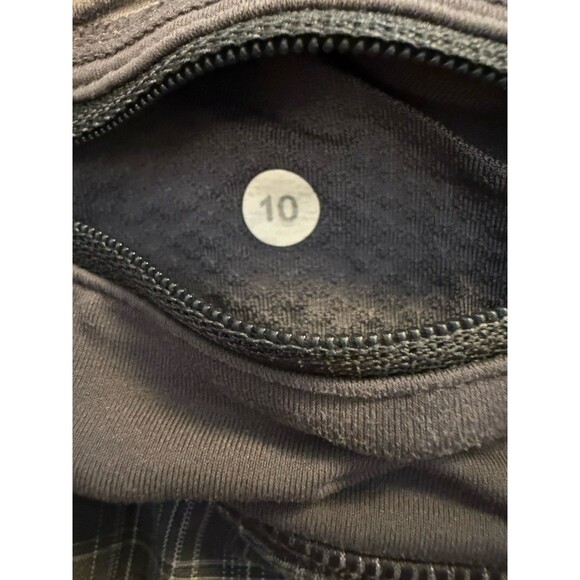 Lululemon Speed Short Women's Size 10 Gray Plaid Running Activewear - Picture 3 of 4